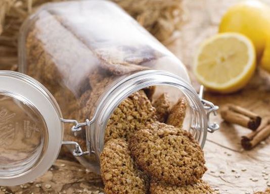 Ricette di dolci: biscotti avena, mandorle e cannella