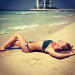 Alessia Marcuzzi a Dubai, relax dopo l'Isola dei famosi FOTO