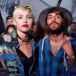 Miley Cyrus a spasso per Los Angeles: spunta nuovo tattoo FOTO