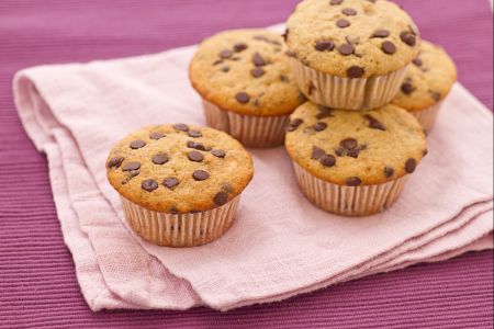 Ricette di dolci: muffin alla banana con gocce di cioccolato