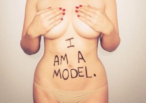 "Non chiamatemi plus size": la campagna #DropThePlus della modella Stefania Ferrario77