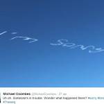 Australia, aereo scrive "I'm sorry" in cielo: committente resta misterioso FOTO