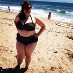 Fatkini: le oversize in bikini su Instragram, ecco la nuova moda03