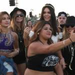 Kendal Jenner e Hailey Baldwin, look hippie al Coachella Festival 09