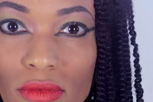 Donne e make up: come è cambiato il modo di truccarsi nella storia VIDEO