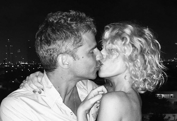 Alessia Marcuzzi, "ubriaca d'amore" per il marito Paolo. FOTO a prova di bacio 1