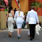 Kim Kardashian e le sorelle: a Messa con tacchi e vestiti sexy FOTO 15