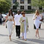 Kim Kardashian e le sorelle: a Messa con tacchi e vestiti sexy FOTO 16