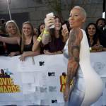 MTV Movie Awards, Jennifer Lopez, Cara Delevingne, Amber Rose: look delle star FOTO 21
