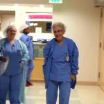 Florence compie 90 anni: infermiera più anziana mondo da 70 lavora in ospedale