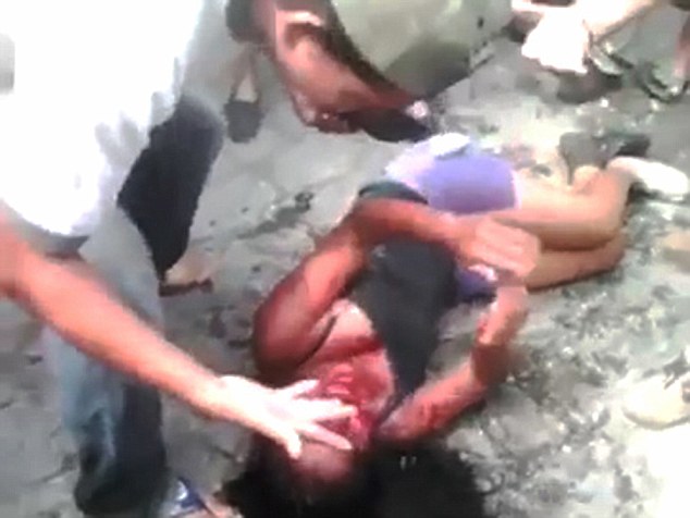Guatemala, 16enne bruciata viva dalla folla: era coinvolta in un omicidio