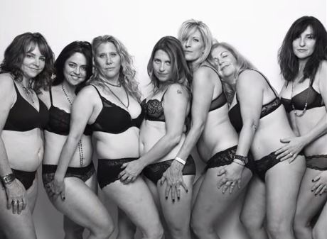 Accetta il tuo corpo dopo gravidanza: invito lanciato da campagna "A Beautiful Body"