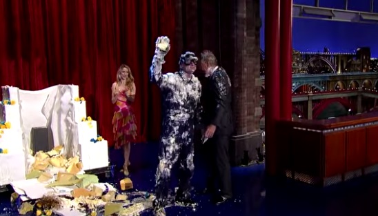 David Letterman, addio "Late Show" con Bill Murray che spunta da torta