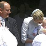 Monaco, il battesimo dei gemelli reali Jacques e Gabriella02