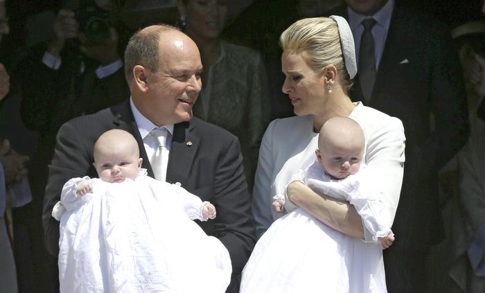 Monaco, il battesimo dei gemelli reali Jacques e Gabriella07