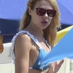 Ilary Blasi e la mamma Daniela: "E' un materasso, se cadi ti protegge" tyu