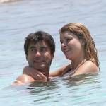 Kledi in vacanza con la sua Charlotte a Formentera10