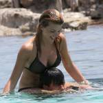 Kledi in vacanza con la sua Charlotte a Formentera12