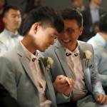 Sette coppie omosessuali cinesi si sposano a Los Angeles05