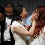 Sette coppie omosessuali cinesi si sposano a Los Angeles15