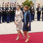 La rivincita di Ségolène Royal: accanto a Francoise Hollande all'Eliseo04