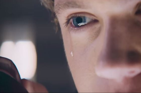 One Direction, arriva il nuovo profumo a base di lacrime di Niall Horan VIDEO