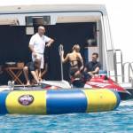 Paris Hilton e fidanzato a Formentera: sole, amore e yacht da sogno20