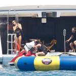 Paris Hilton e fidanzato a Formentera: sole, amore e yacht da sogno21