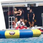 Paris Hilton e fidanzato a Formentera: sole, amore e yacht da sogno23