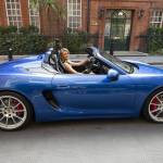 Maria Sharapova, in attesa di Wimbledon sale a bordo della nuova Porsche05