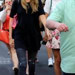 Taylor Swift e Gigi Hadid a spasso per New York FOTO