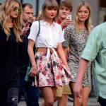 Taylor Swift e Gigi Hadid a spasso per New York FOTO 7