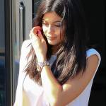 Kylie Jenner paparazzata con Tyga: spunta l'anello di fidanzamento FOTO 18
