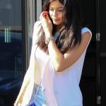 Kylie Jenner paparazzata con Tyga: spunta l'anello di fidanzamento FOTO 19