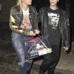 Rita Ora insieme al fidanzato Ricky Hil a Londra FOTO 7