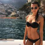 Emily Ratajkowski, lato B perfetto in vacanza a Ravello: FOTO fa impazzire fan