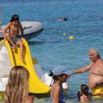 Flavio Briatore papà affettuoso: al mare in Costa Smeralda senza la Gregoraci6