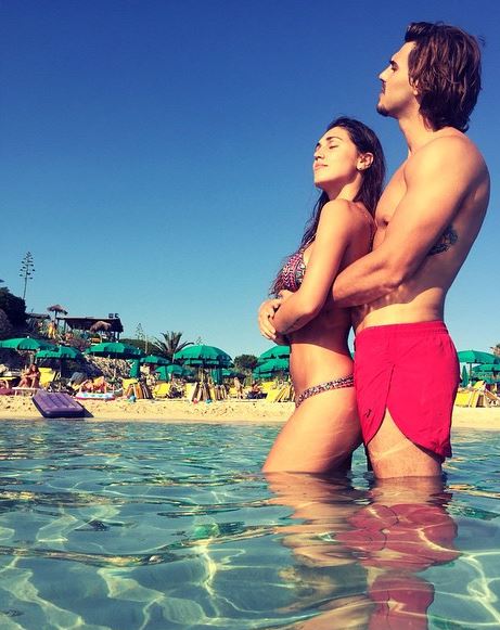 Cecilia Rodriguez e Francesco Monte: mare, selfie e tanto amore FOTO