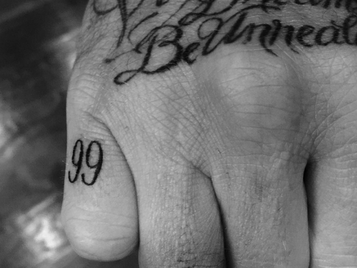 David Beckham nuovo tatuaggio dedicato alla moglie Victoria 2