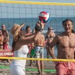 Daniela Santanchè fisico da ragazzina: in vacanza gioca a beach volley 4