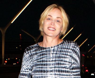 Sharon Stone senza trucco in giro per Los Angeles FOTO