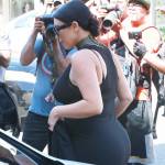 Kim Kardashian incinta ed elegante anche dal dottore8