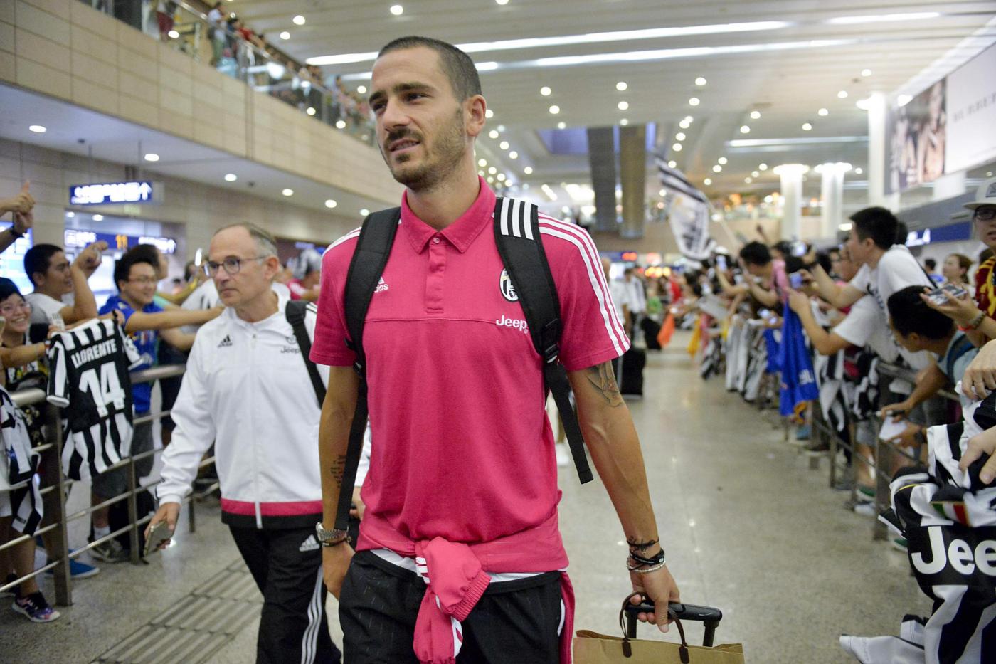 Marchisio, Buffon, Llorente, Pogba a Shanghai: arrivo in aeroporto FOTO 21