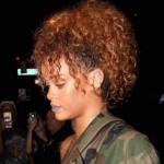 Rihanna gira con la giacca militare per New York FOTO