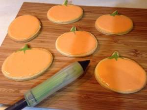Set 2 tagliapasta zucca e teschio Decora