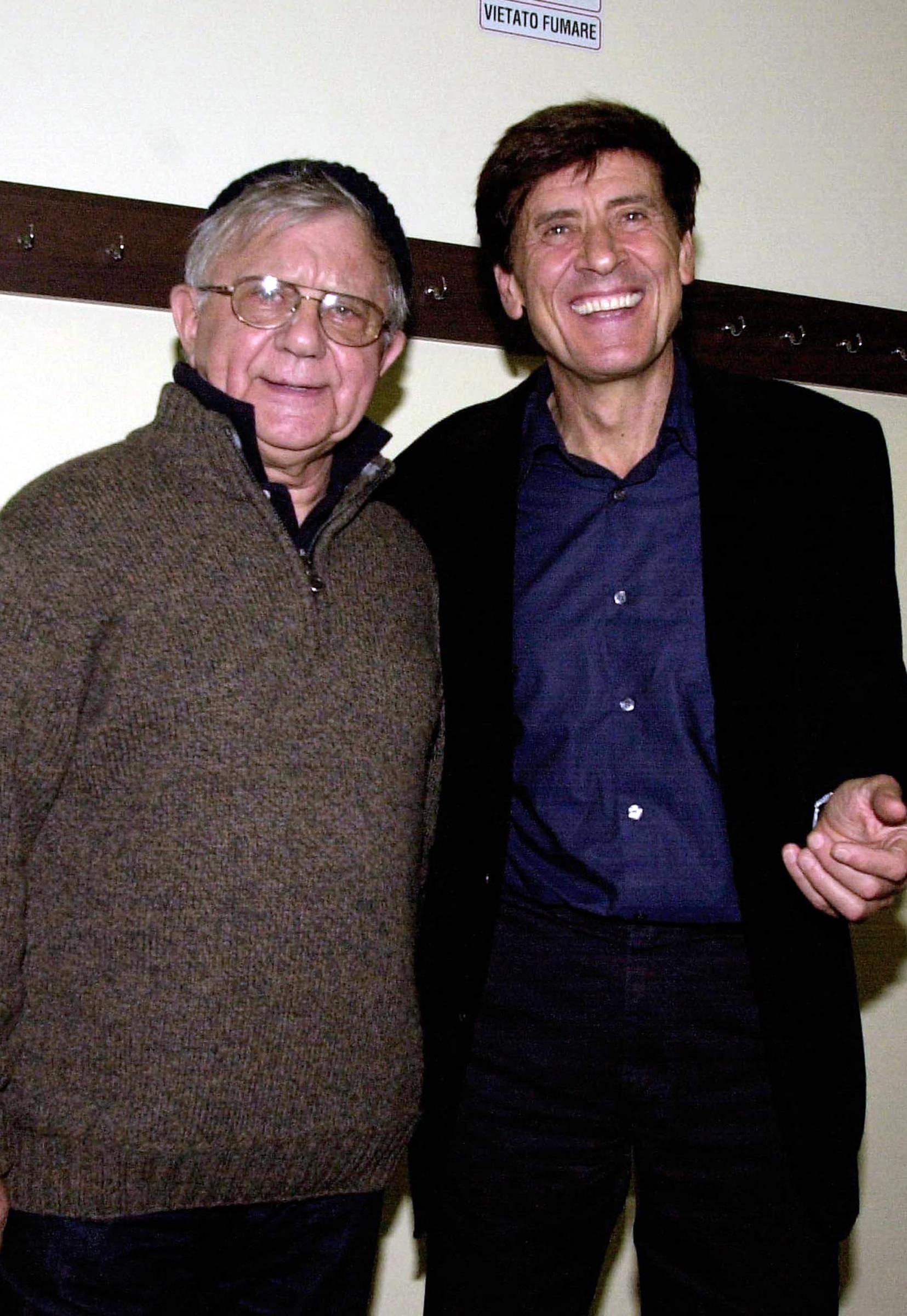 Gianni Morandi com'era e com'è: FOTO del cantante