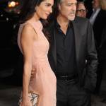Amal Alamuddin Clooney, vestito rosa glitterato a Londra FOTO 3