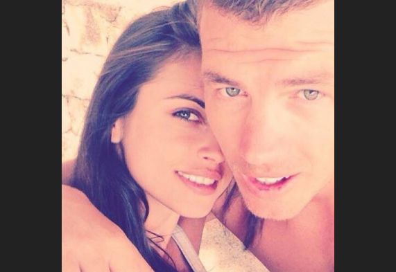Edin Dzeko: chi è Amra Silajdzic, fidanzata del calciatore FOTO 04