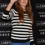 Penélope Cruz chic a Milano: stivali alti e jeans7
