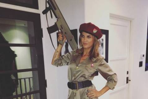 Elisabetta Canalis, foto dell'ex velina fa infuriare i fan...